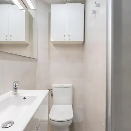 公寓 Aparteasy - Bright, Large And In Bcn *