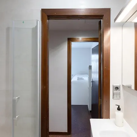 Aparteasy - Bright, Large And In Bcn