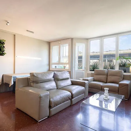 Aparteasy - Bright, Large And In Bcn *
