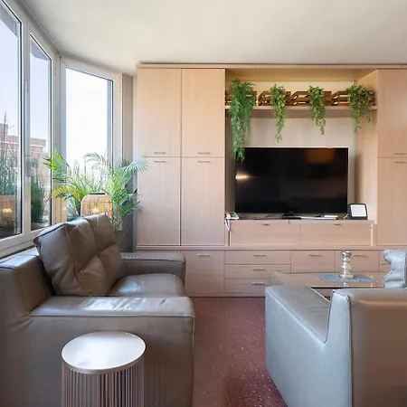 Aparteasy - Bright, Large And In Bcn
